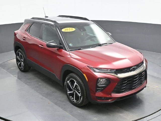 Used 2023 Red Chevrolet RS image 14