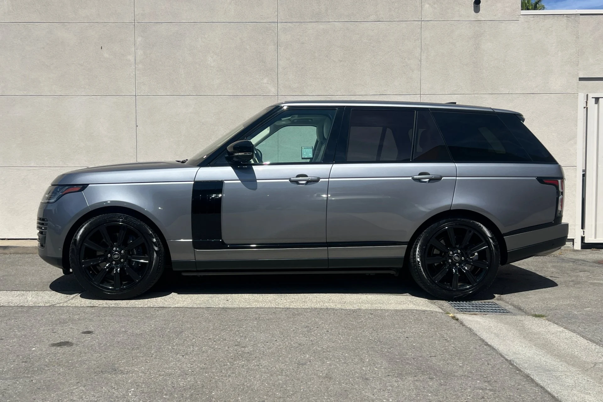 Used 2021 Eiger Grey Metallic Land Rover P400 Westminster image 5