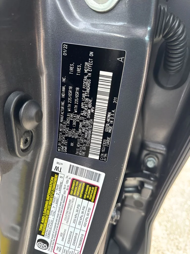 Used 2022 Gray Toyota XLE image 34