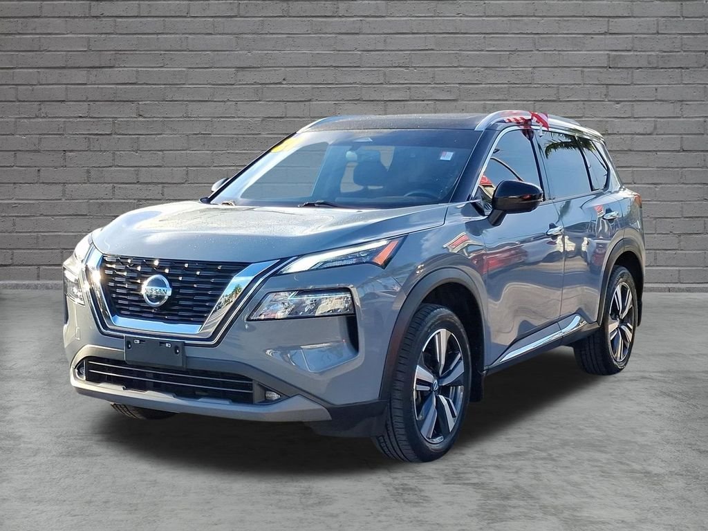 Certified Used 2021 Gray Nissan SL image 4