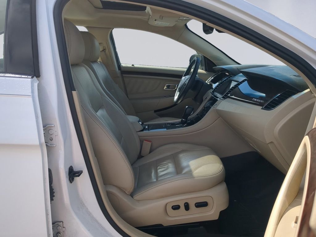 Used 2019 White Ford Limited image 18