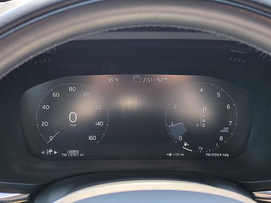 Used 2019 -SELECT- Volvo Momentum image 18