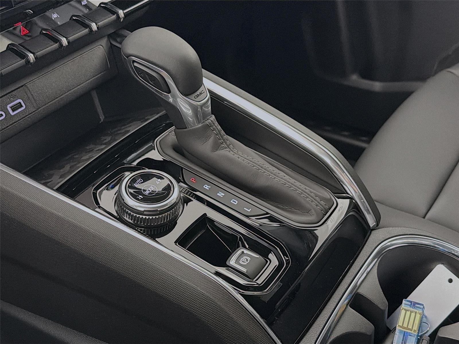 2026 GMC Canyon Elevation - Photo 23