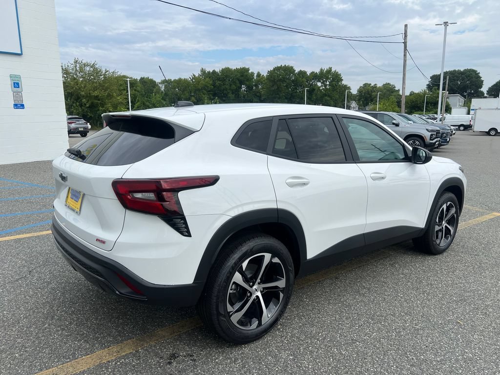 2026 Chevrolet Trax RS - Photo 4