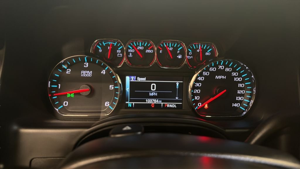 Used 2020 Silver Chevrolet LT image 13