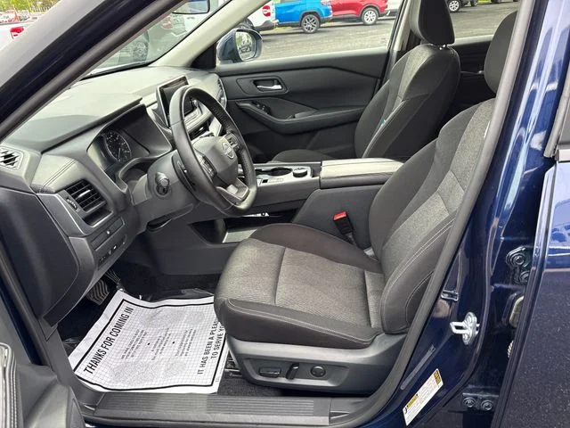 Used 2025 Deep Ocean Blue Nissan SV image 14