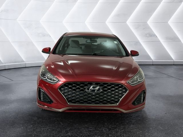Used 2019 Red Hyundai SEL image 2