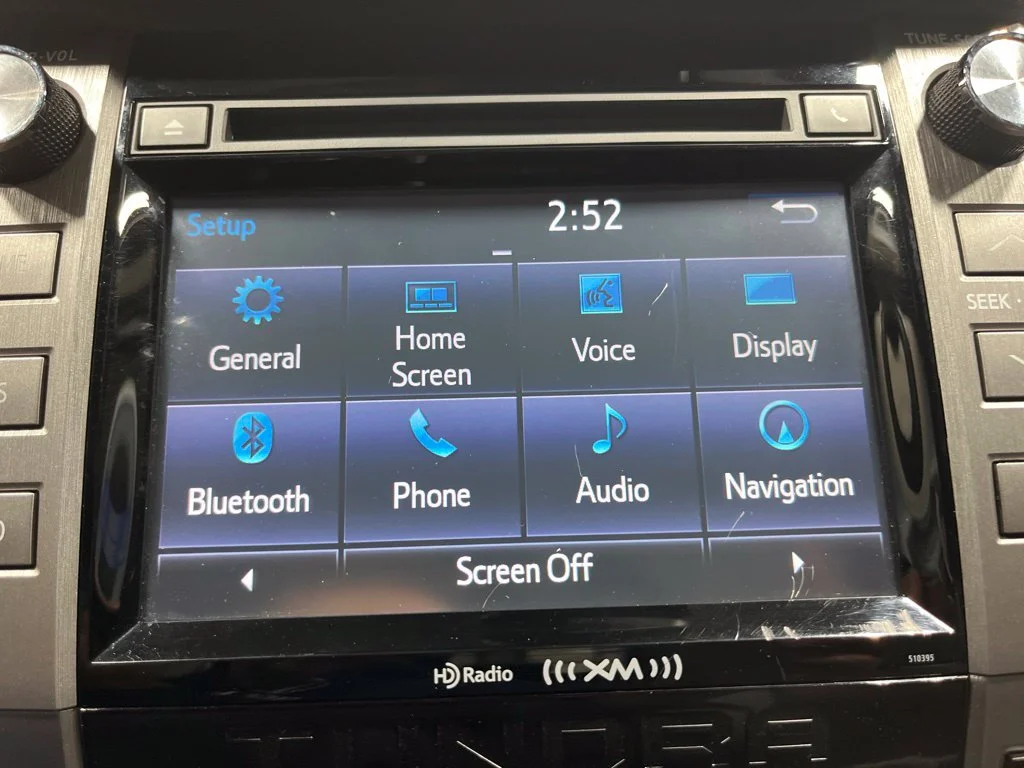Used 2019 Midnight Black Metallic Toyota SR5 image 19