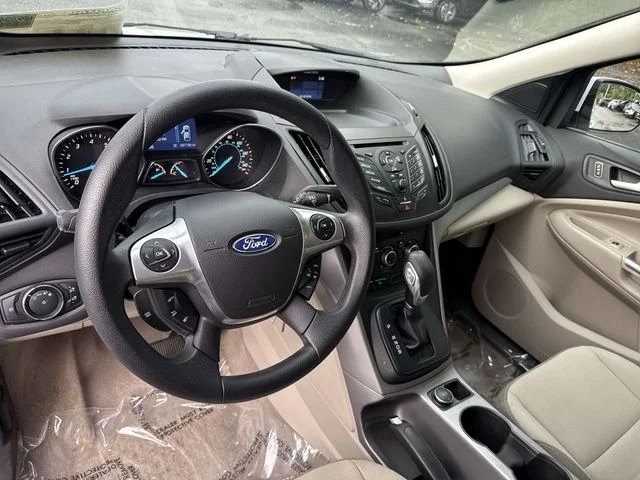 Used 2014 White Ford SE image 15