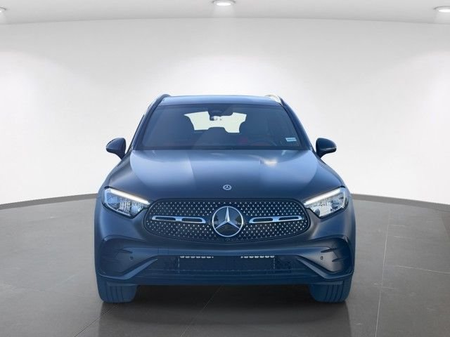 New 2026 MANUFAKTUR exclusive graphite grey magno Mercedes-Benz GLC 300 image 3