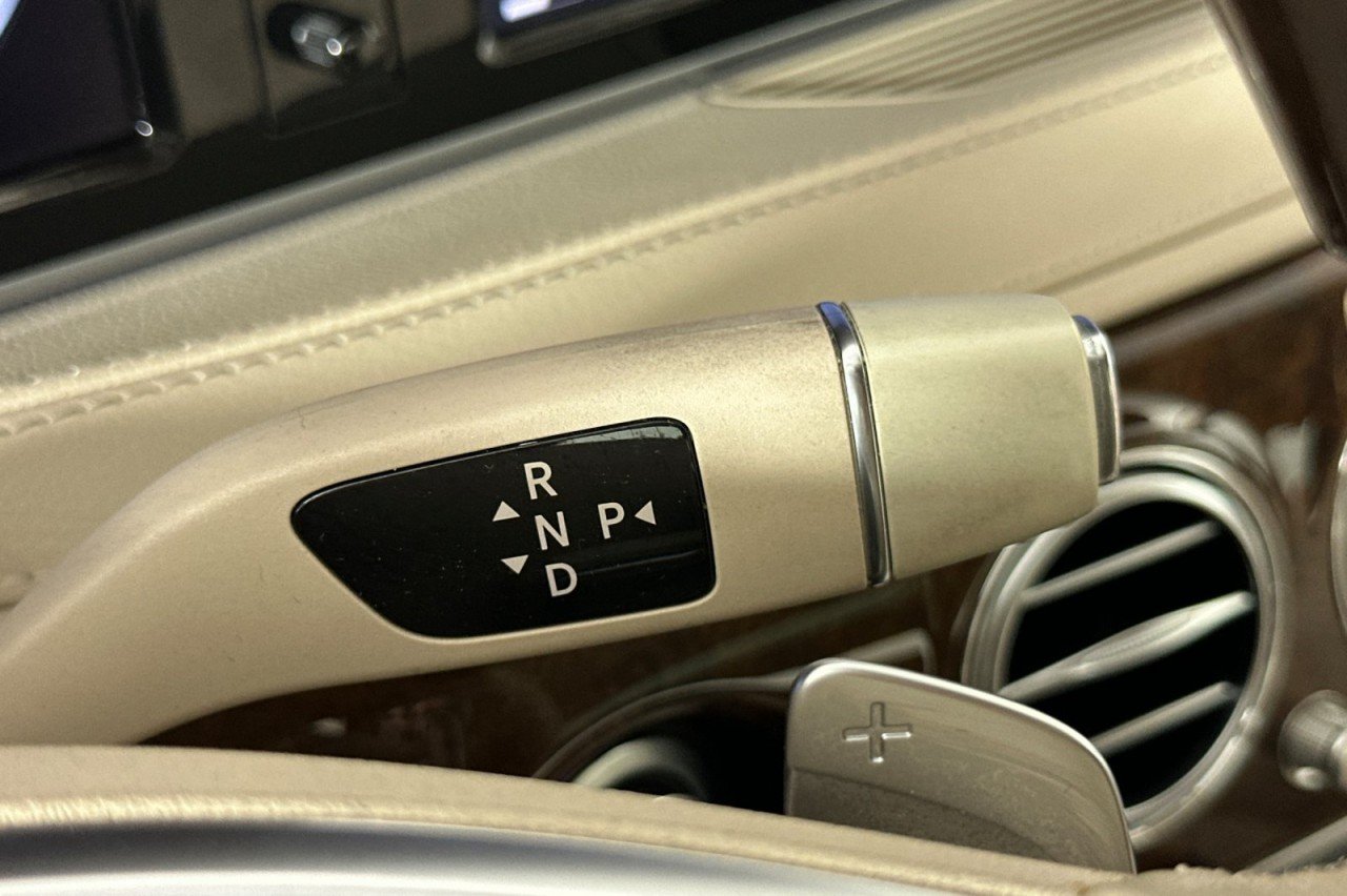 Used 2015 Lunar Blue Metallic Mercedes-Benz S 550 image 20