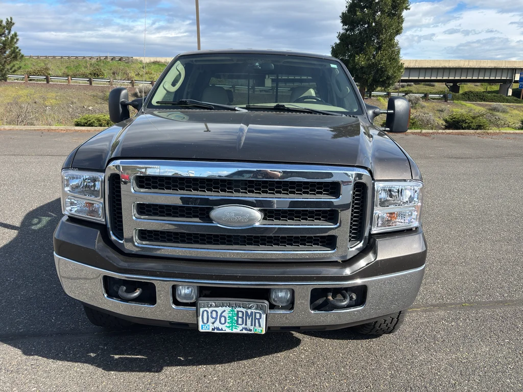 Used 2005 GRAY Ford LARIAT image 3