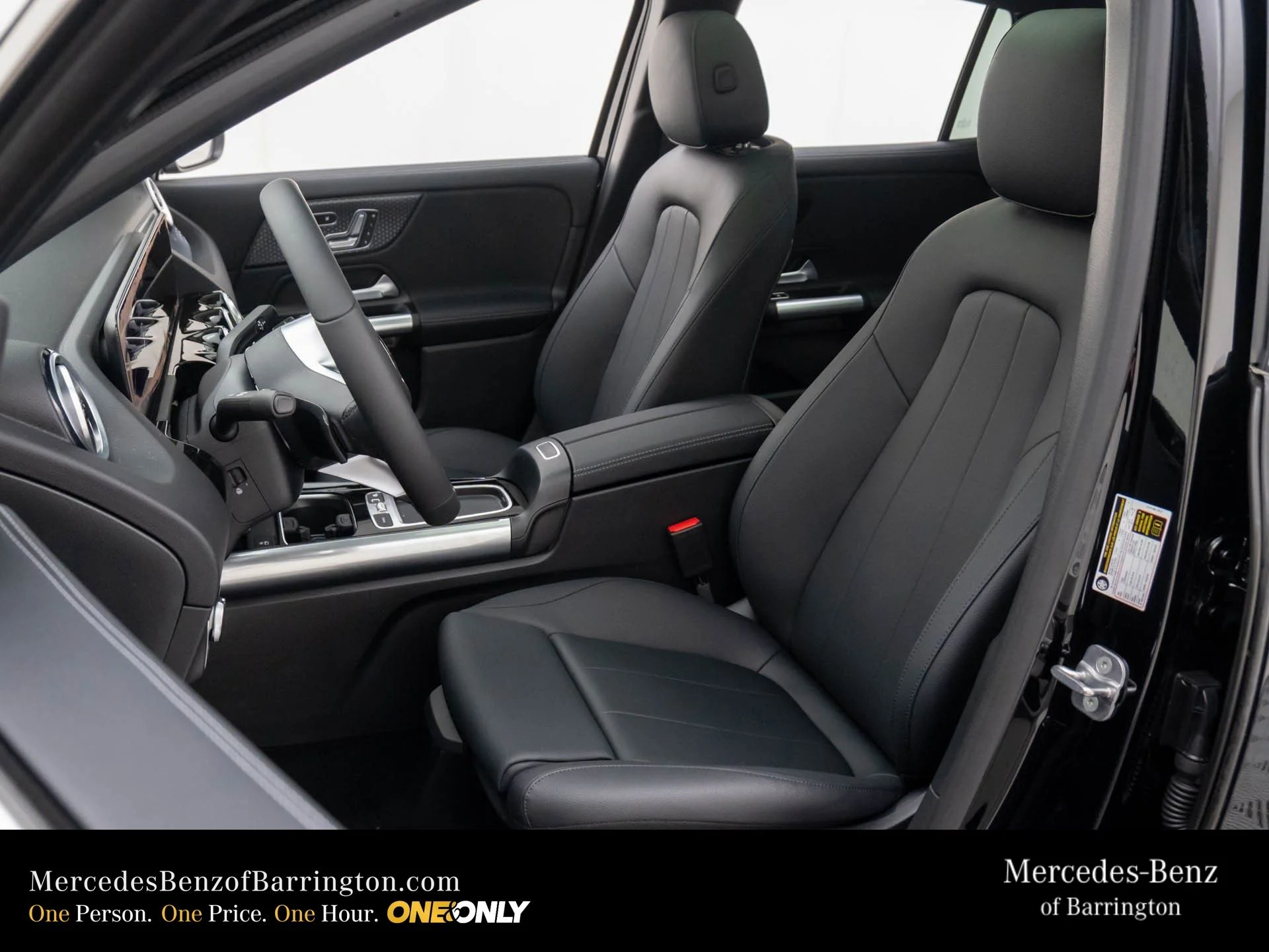 New 2026 Black Mercedes-Benz GLA 250 image 17