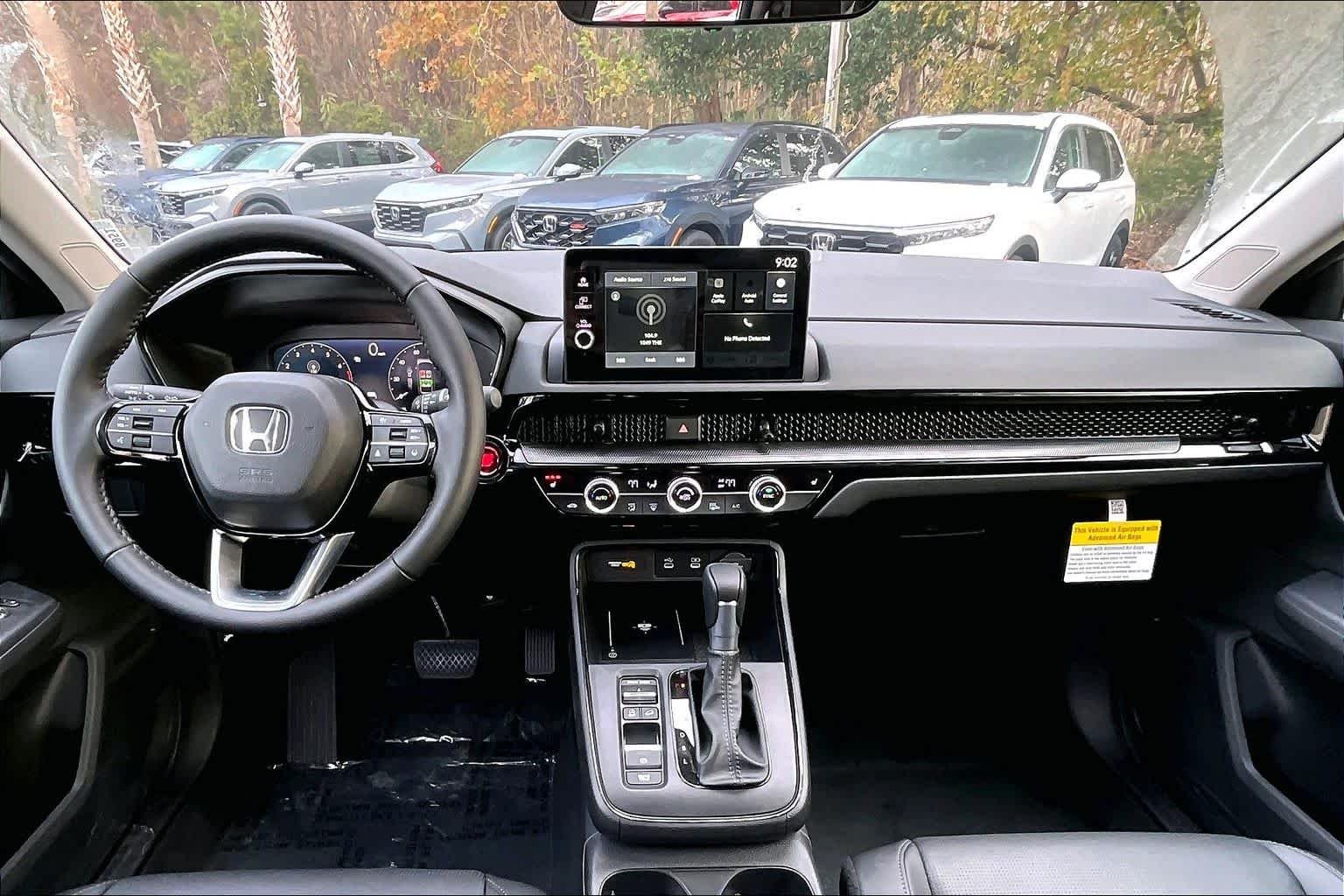 View vehicle photo 5