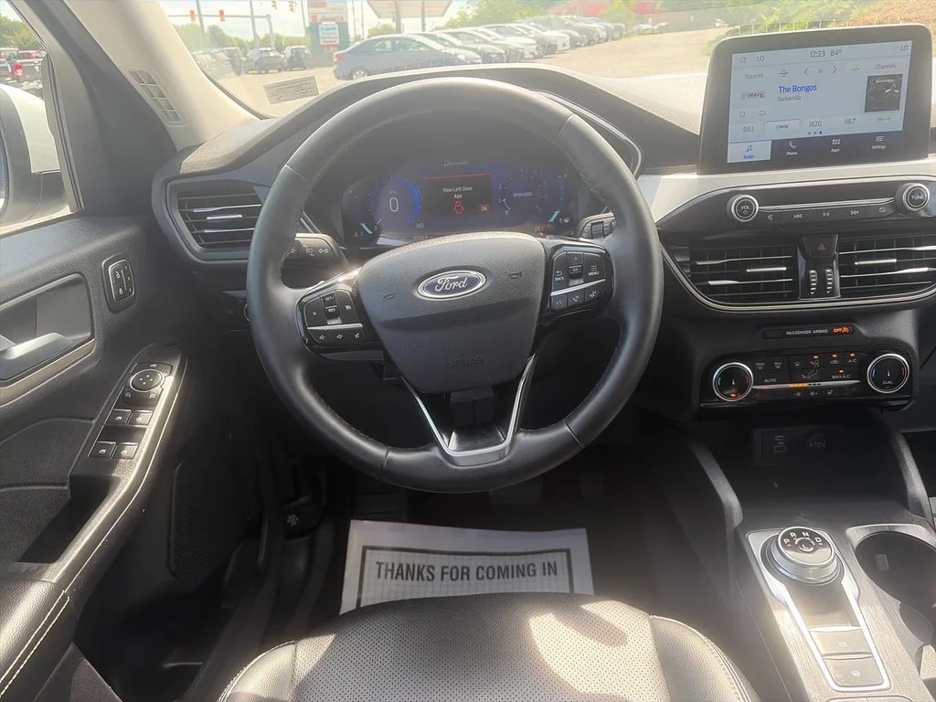 Used 2022 White Ford SEL image 14