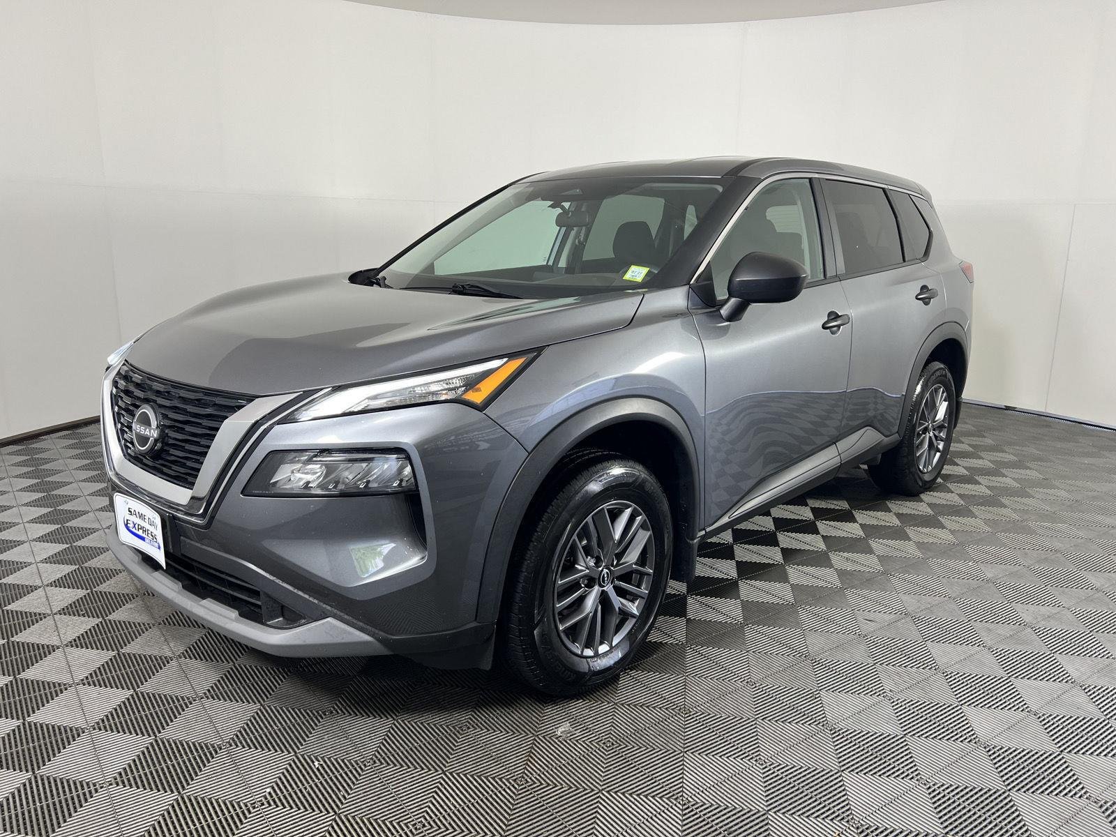 Used 2023 Gun Metallic Nissan S image 27