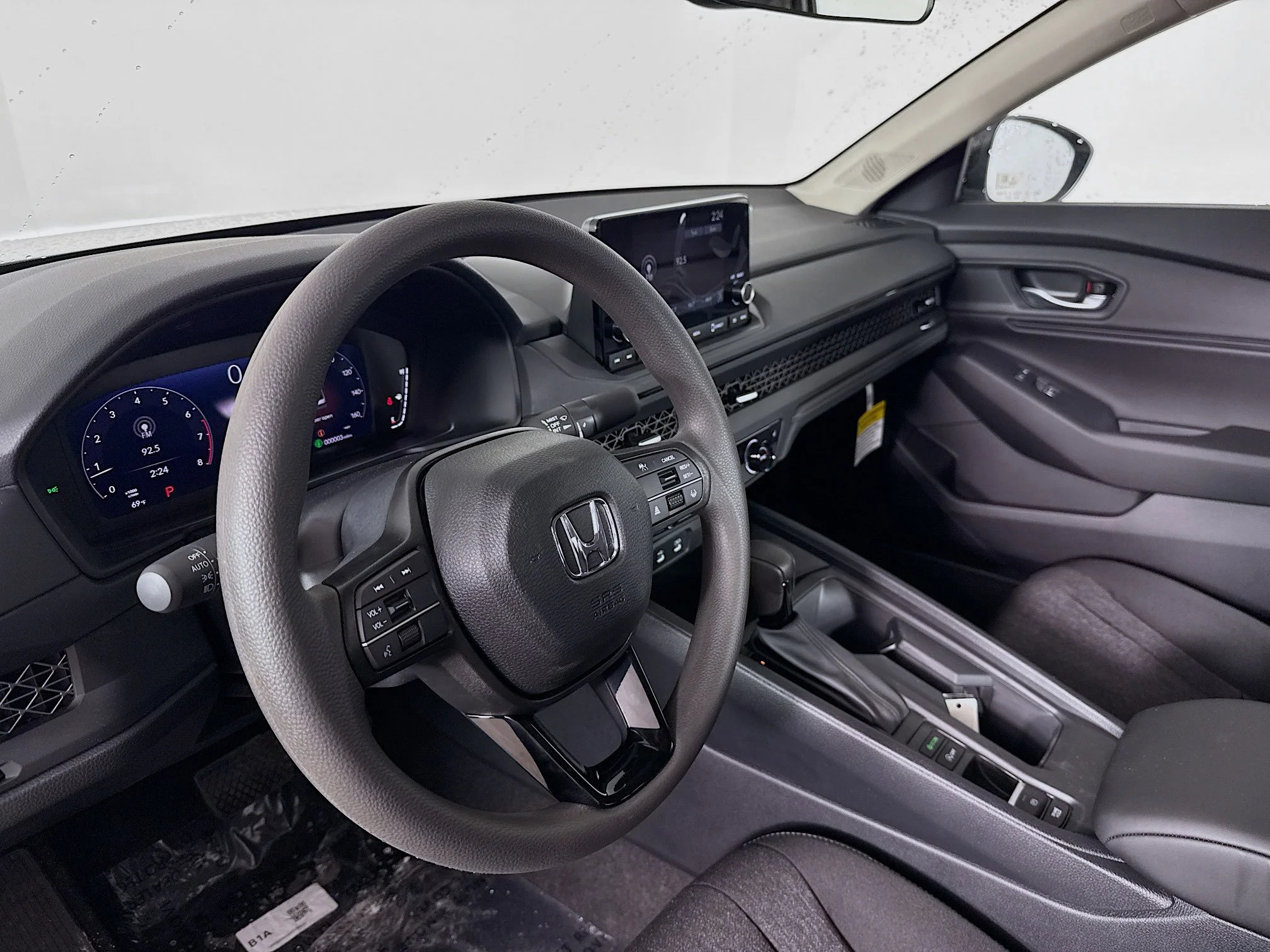2025 Honda Accord SE - Photo 6