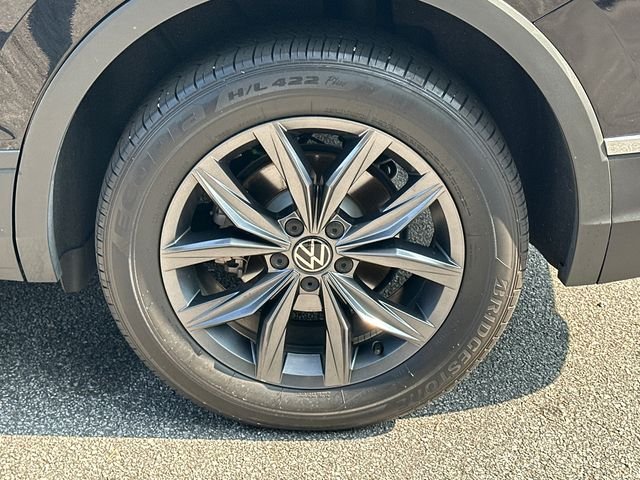Certified Used 2023 Black Volkswagen 2.0T SE image 18
