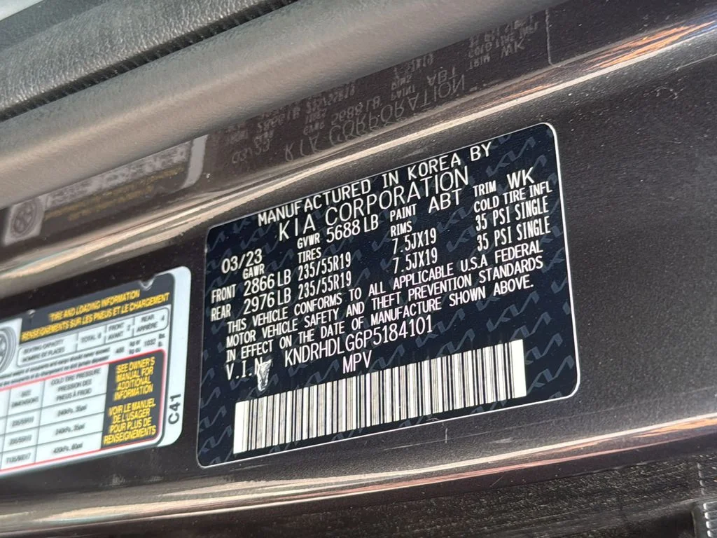 Used 2023 Gray Kia EX image 17
