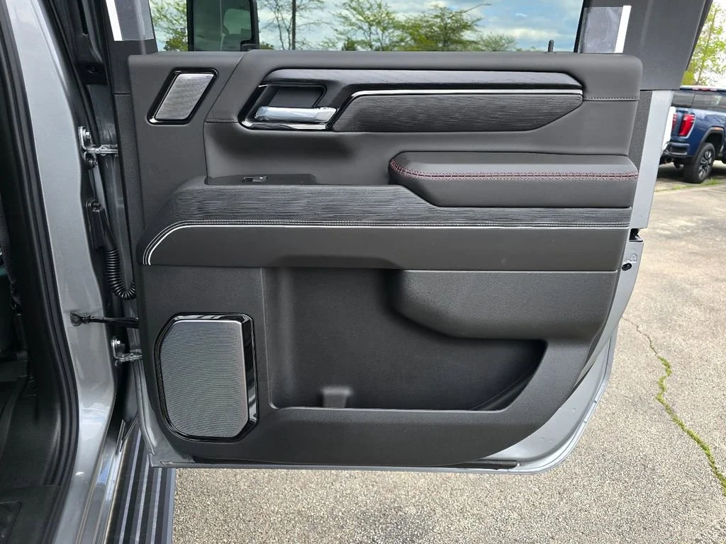 2026 GMC Sierra 2500HD AT4X - Photo 31
