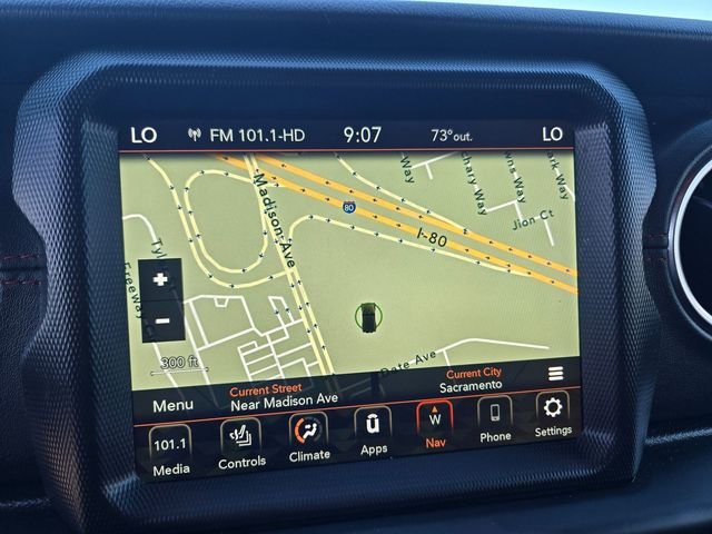 Used 2020 Silver Jeep Unlimited Rubicon image 8