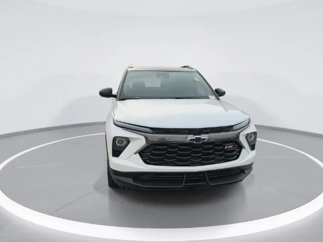 Used 2025 Beige Chevrolet RS image 3