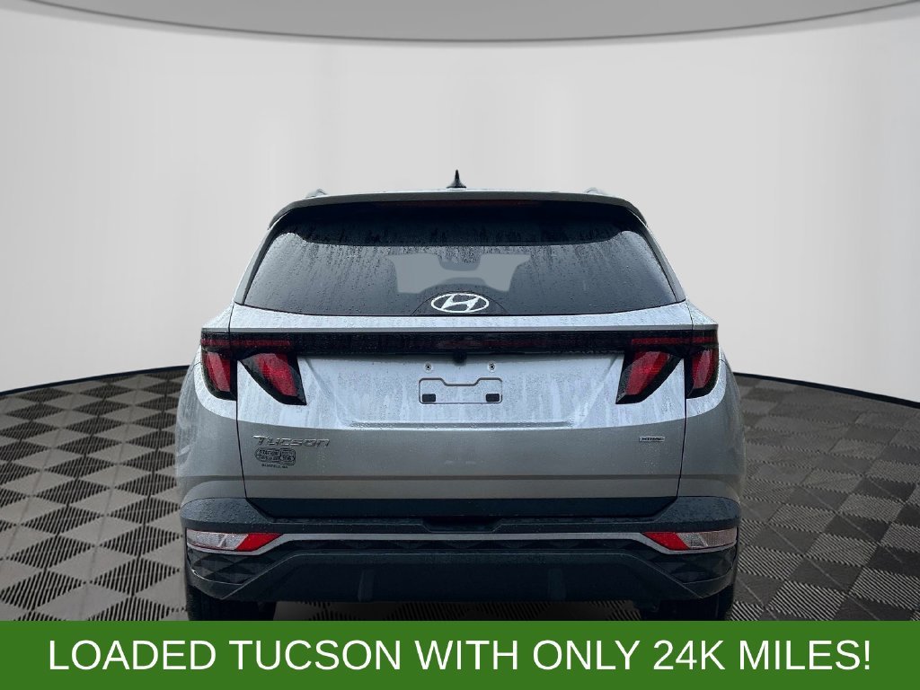 Used 2024 Silver Hyundai SEL image 4