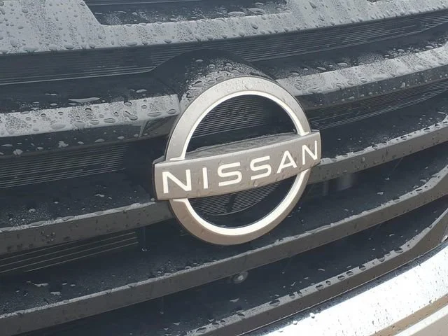 Used 2025  Nissan SL image 25