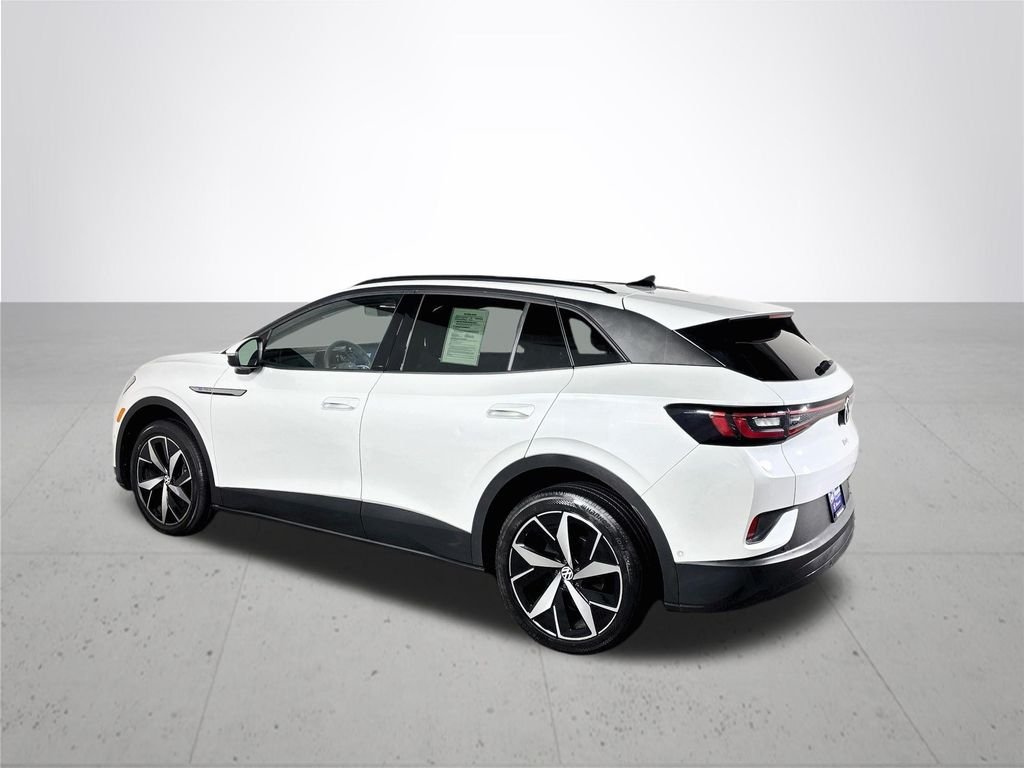 Certified Used 2023 Opal White Volkswagen Pro S image 9