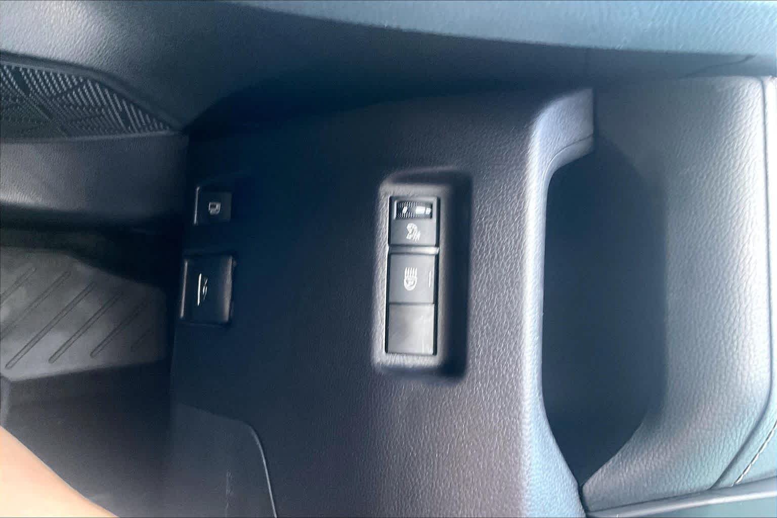 Used 2025 Silver Sky Metallic Toyota Hybrid LE image 32