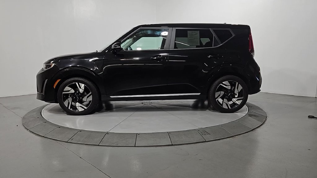 Used 2023 Black Kia GT-Line image 2