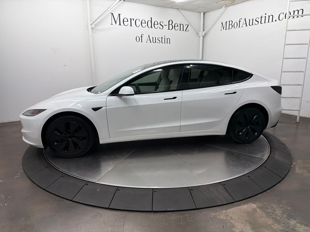 Used 2025 White Tesla Long Range image 4