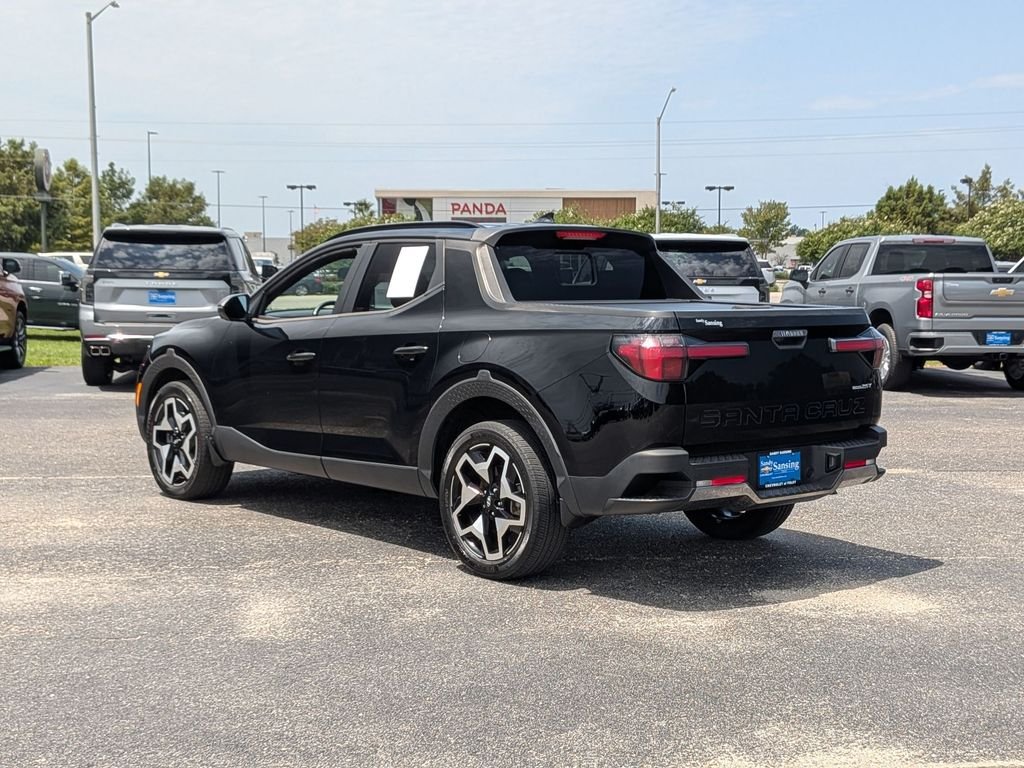 Used 2022 Black Hyundai Limited image 3