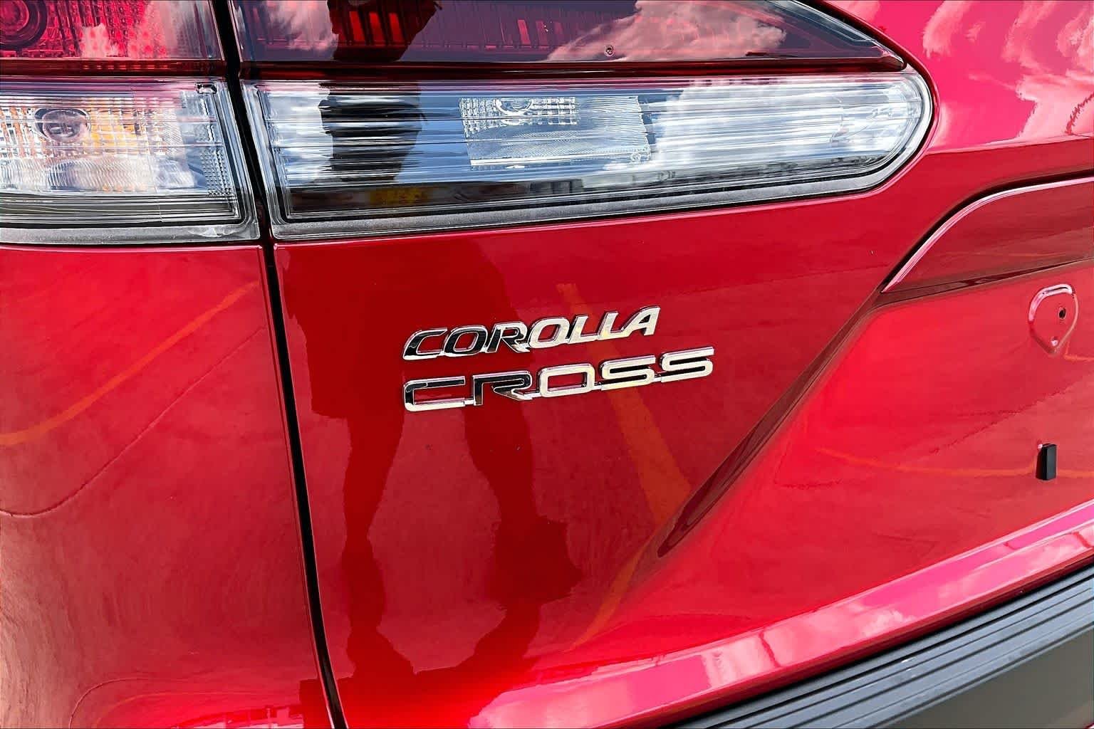 Used 2026 Soul Red Crystal Toyota LE image 30