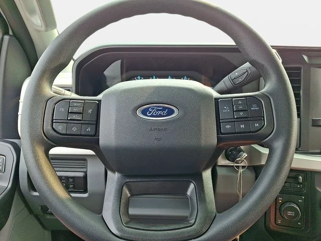 New 2026 Oxford White Ford XL image 12