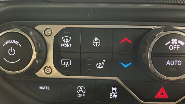 Used 2022 Black Clearcoat Jeep Rubicon image 29