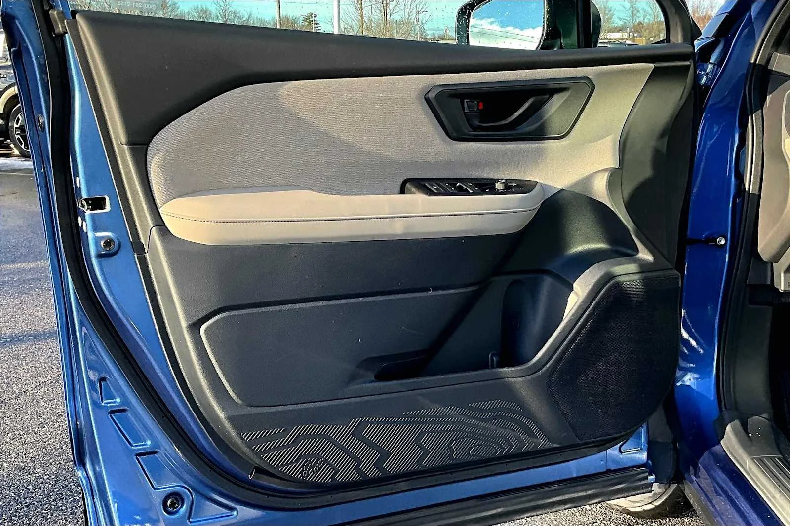 New 2026 Daybreak Blue Pearl Subaru  image 10