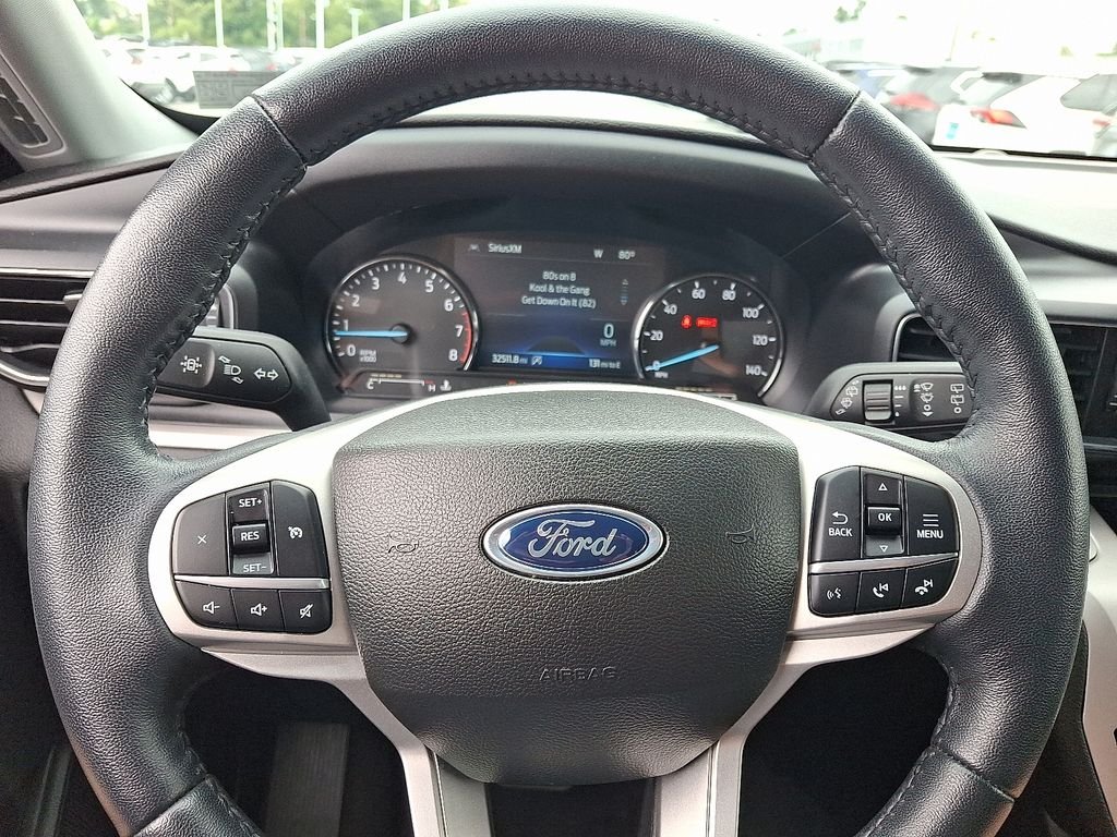 Used 2023 White Ford XLT image 21