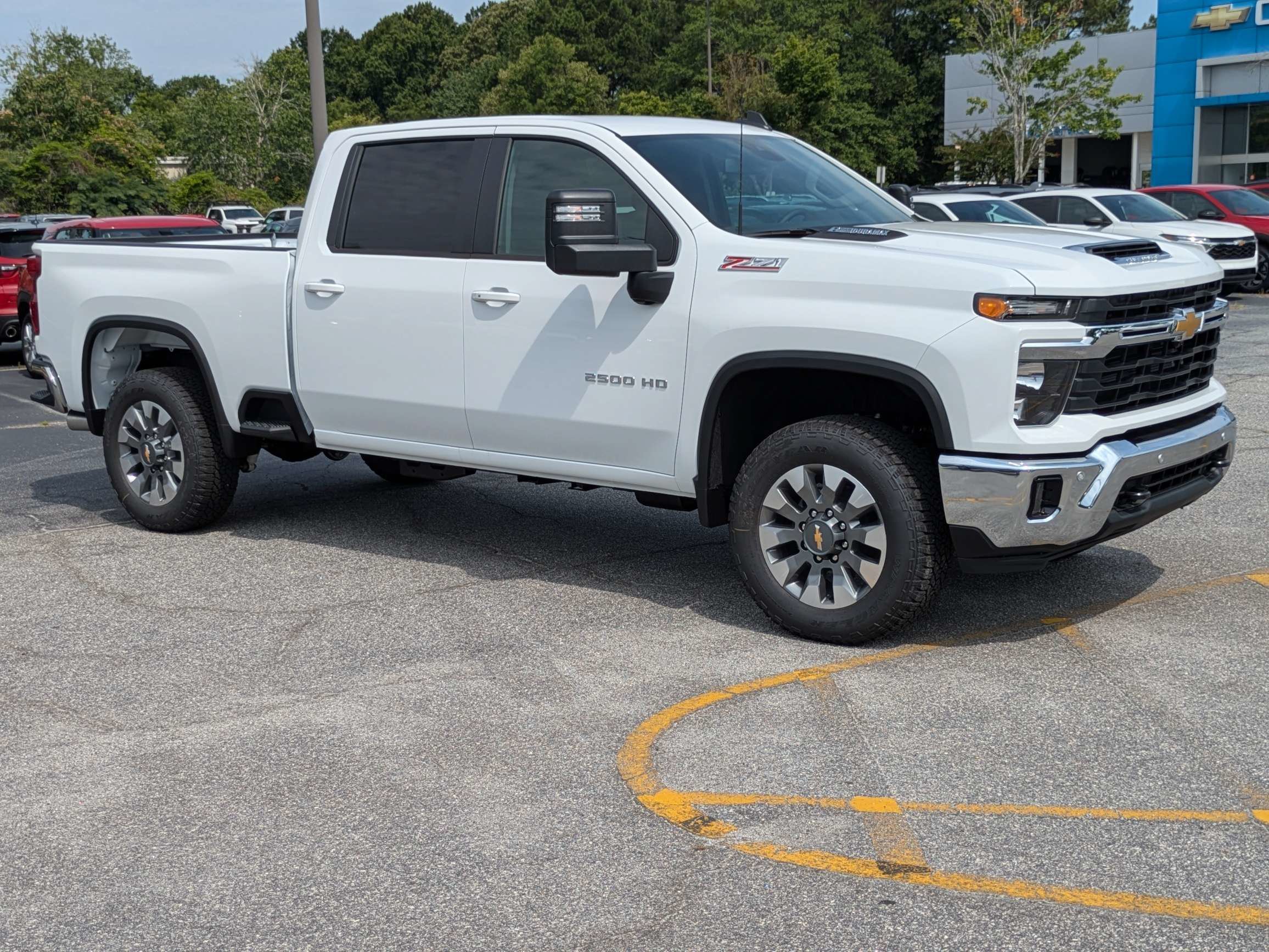2026 Chevrolet Silverado 2500 HD LT - Photo 2