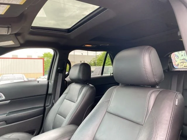 Used 2015 Black Ford XLT image 10