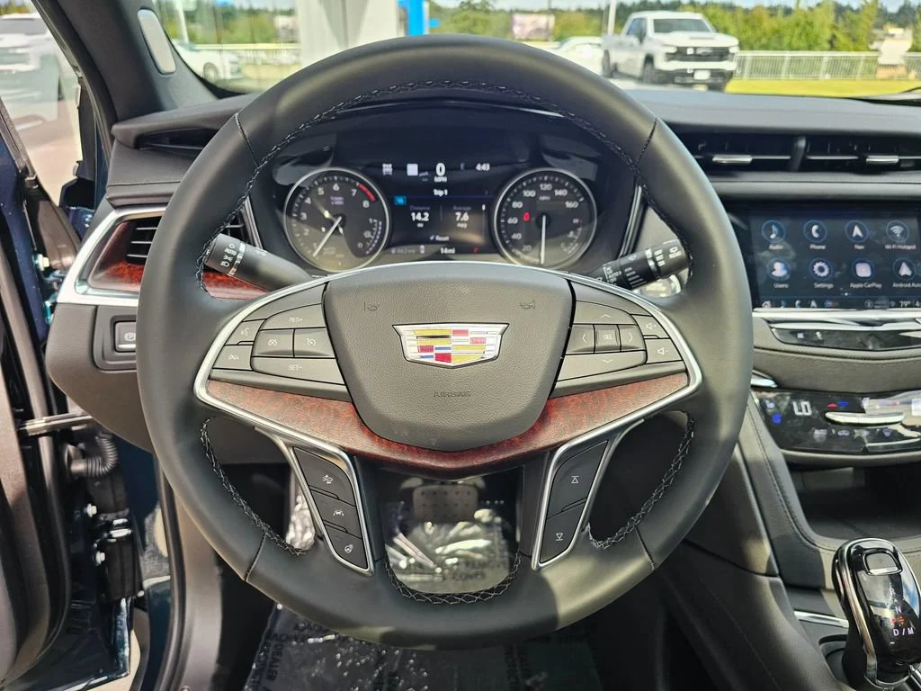New 2026 Emerald Lake Metallic Cadillac Premium Luxury image 26