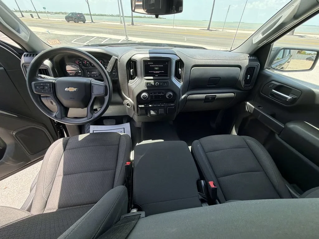 Used 2023 Dark Ash Metallic Chevrolet Custom image 27