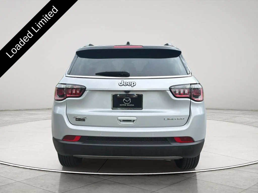 Used 2024 Silver Jeep Limited image 4