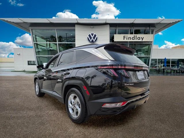 Used 2022 Black Hyundai SEL image 4