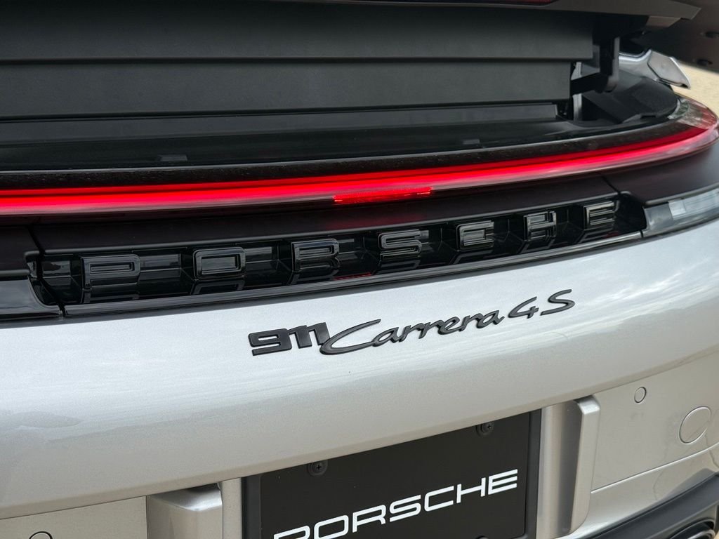 New 2026 GT Silver Metallic Porsche  image 35