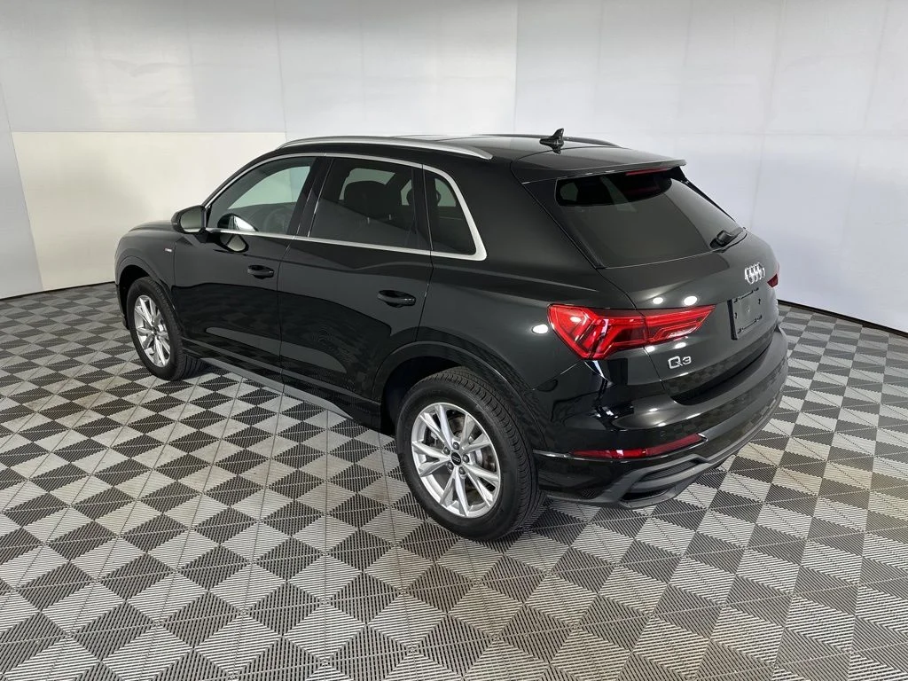 Used 2025 Black Audi Premium Plus image 12