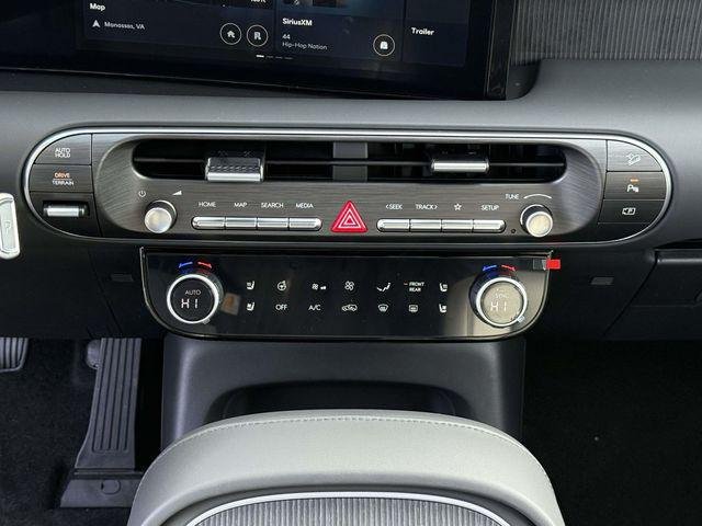 New 2026 Silver Hyundai Calligraphy AWD image 20