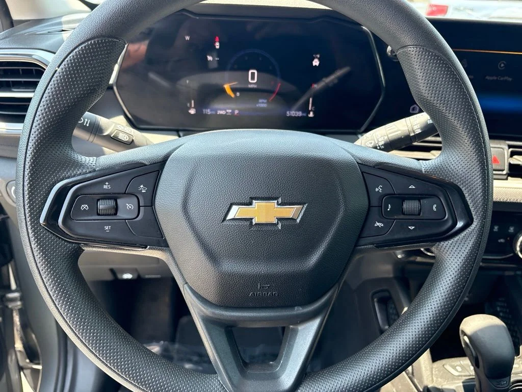 Used 2025 Gray Chevrolet LT image 19