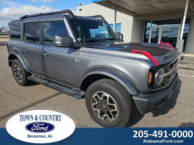 2023 Ford Bronco Outer Banks 4x4's photo
