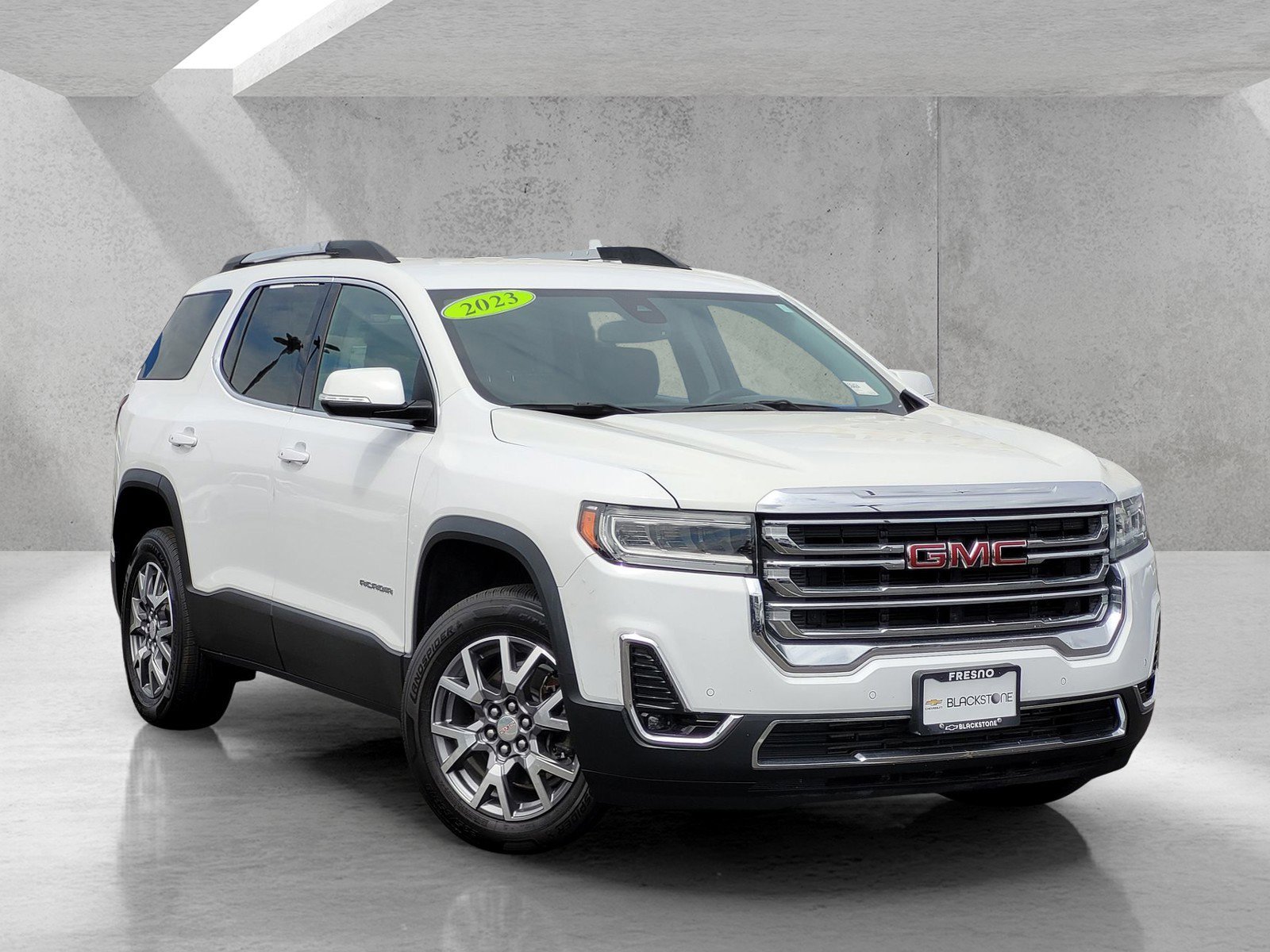 2023 GMC Acadia SLT FWD's photo